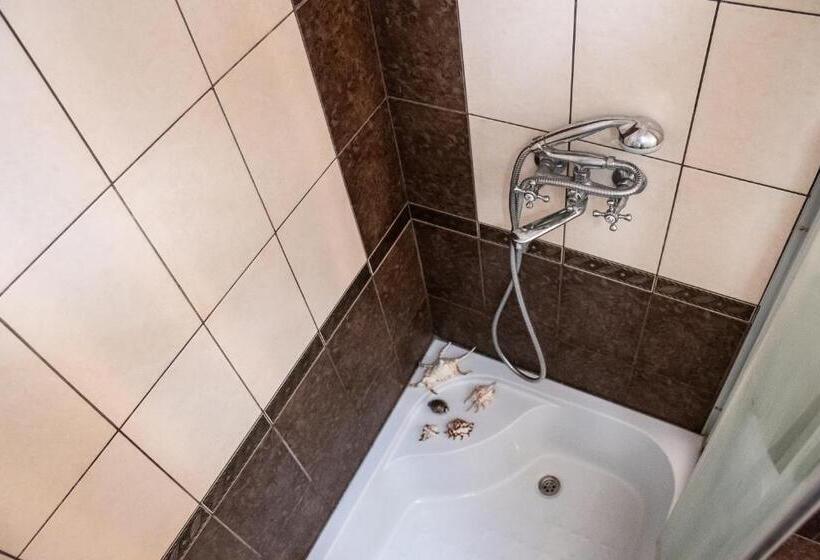 Bed and Breakfast гостьовий дім тая