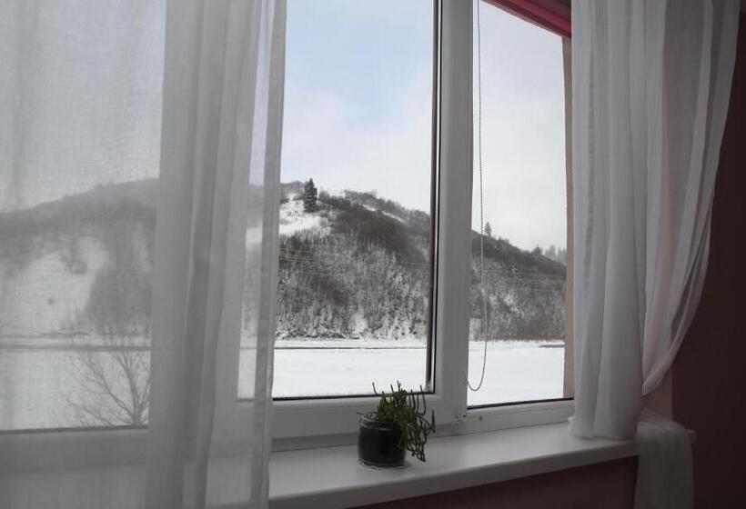 Bed and Breakfast гостьовий дім тая