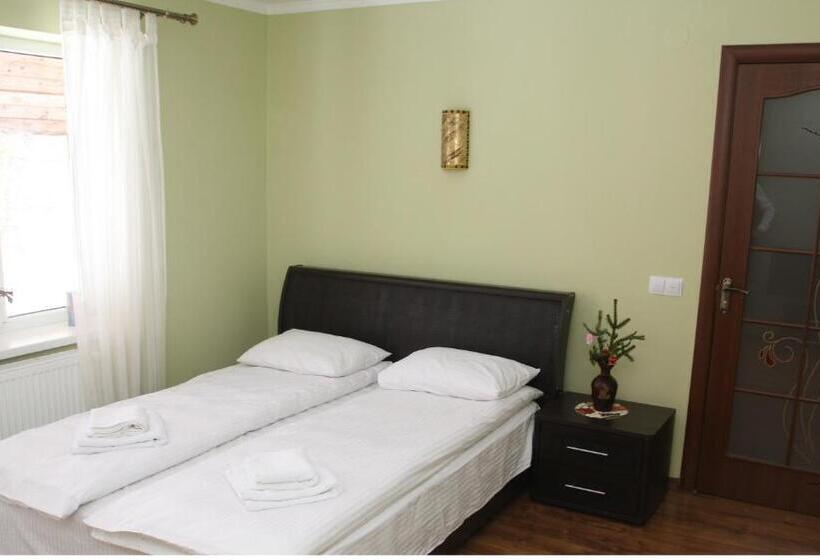 Bed and Breakfast гостьовий дім тая