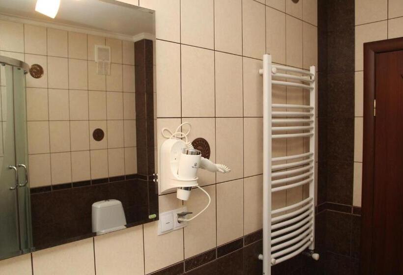 Bed and Breakfast гостьовий дім тая