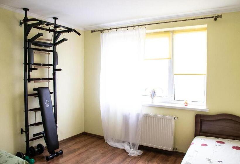 Bed and Breakfast гостьовий дім тая