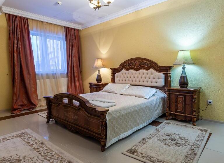 هتل гранд алексік