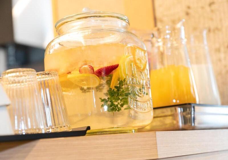 Apa Hotel Osaka Temmabashi Ekimae