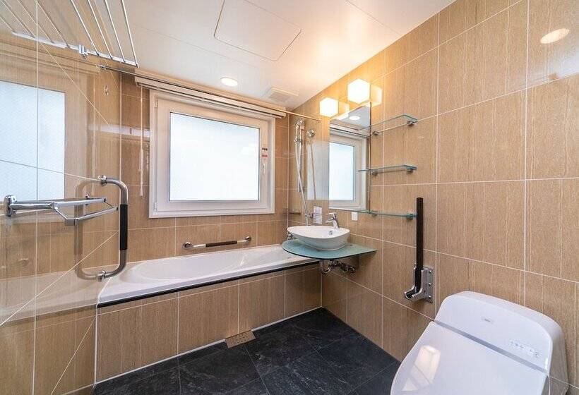 Apa Hotel Osaka Temmabashi Ekimae