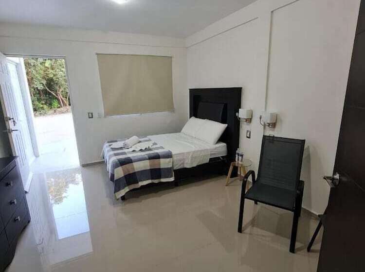 בית מלון כפרי Aruma Luxury Suites Mahahual