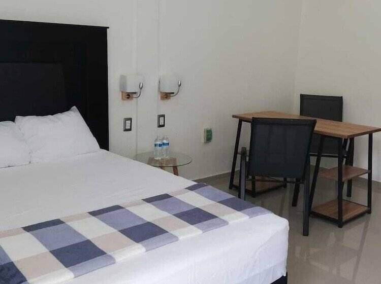 בית מלון כפרי Aruma Luxury Suites Mahahual