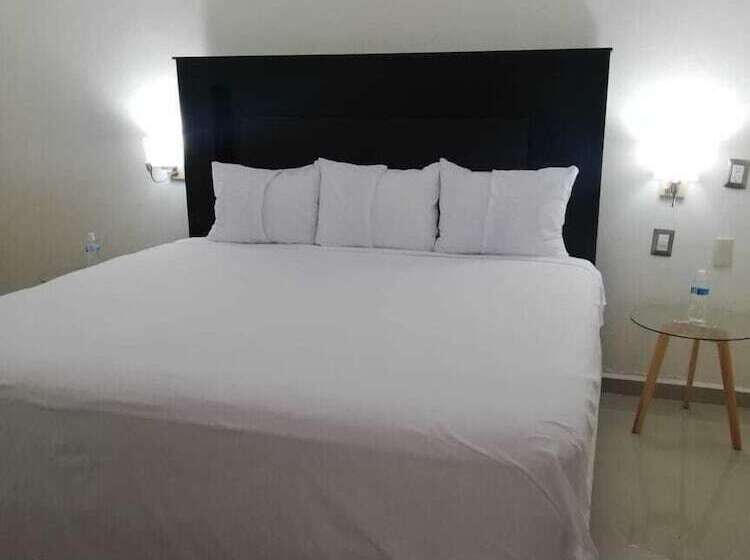 בית מלון כפרי Aruma Luxury Suites Mahahual