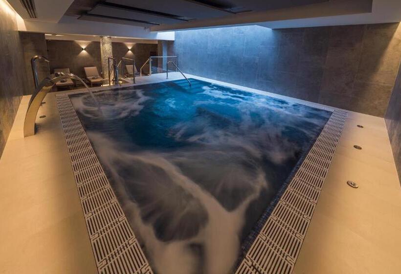 호텔 Catalonia Gran Vía Bilbao