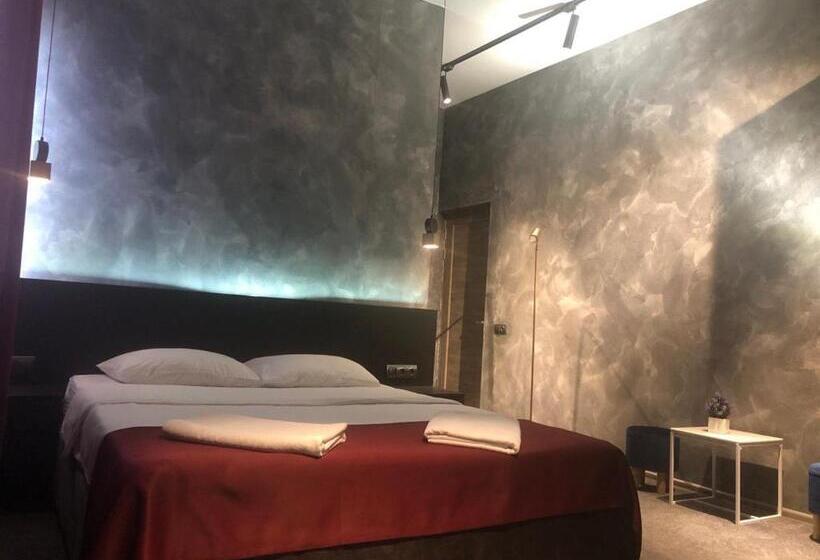 هتل Club House Arkadia Beach