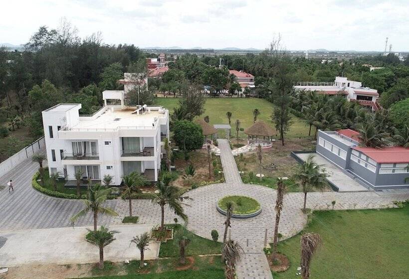 Отель Coral Beach Resort