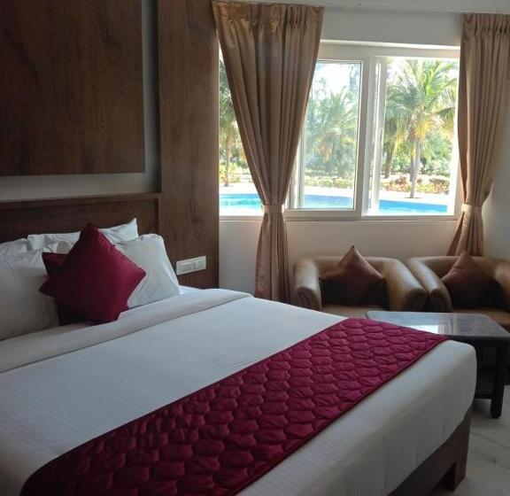 Отель Coral Beach Resort