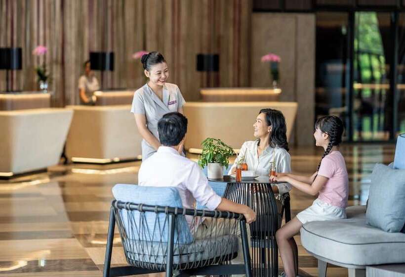 هتل Crowne Plaza Phu Quoc Starbay, An Ihg