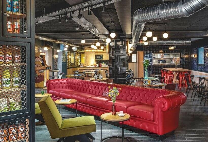 호텔 Eklo Marne La Vallee