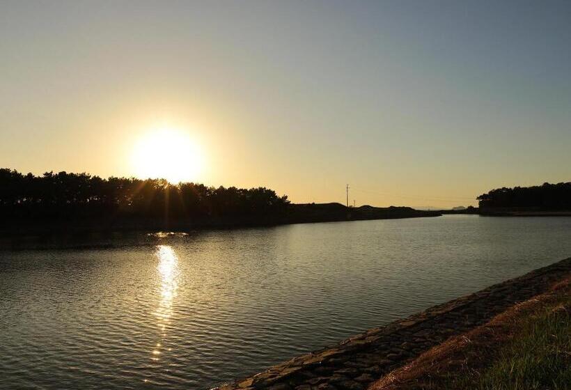 בית מלון כפרי Fukiagehama Field