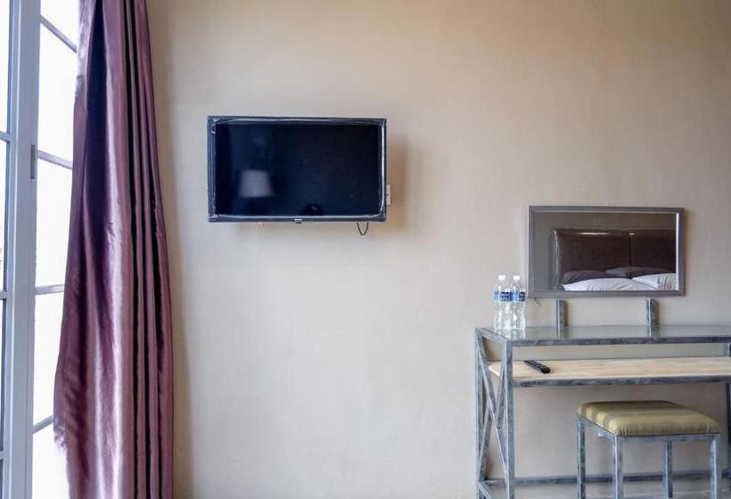 Отель Graceland Inn Batam Redpartner