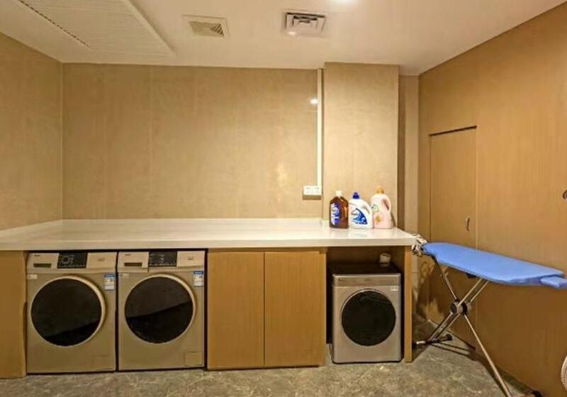 هتل Greentree Eastern Chaoyang Plaza