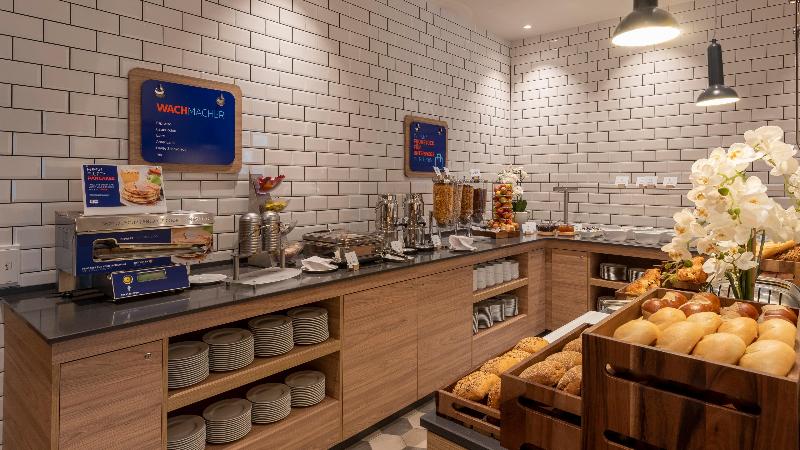 Отель Holiday Inn Express   Offenbach, An Ihg