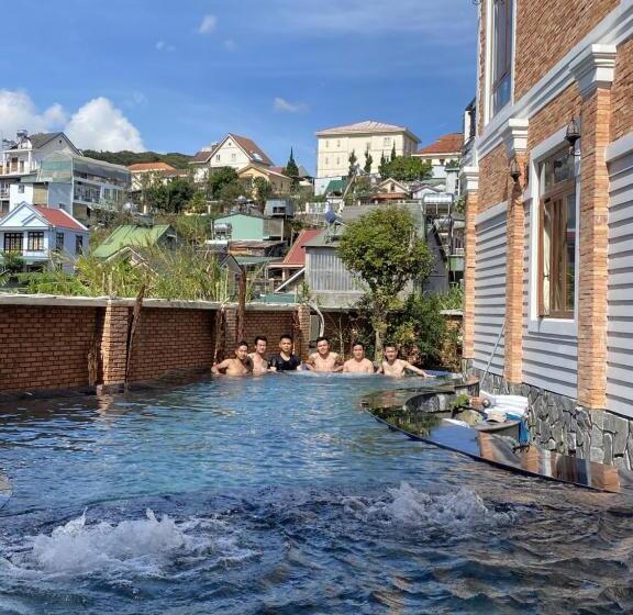 هتل Horizon Village Dalat