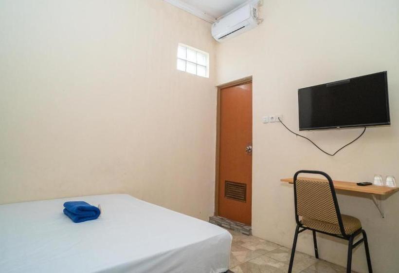 酒店 Koolkost Syariah Near Villa Nusa Indah