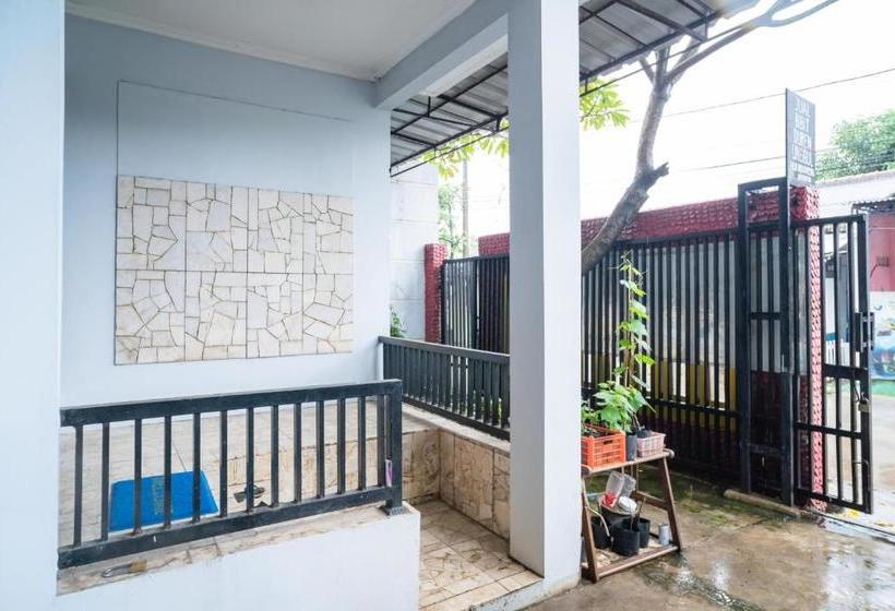 酒店 Koolkost Syariah Near Villa Nusa Indah