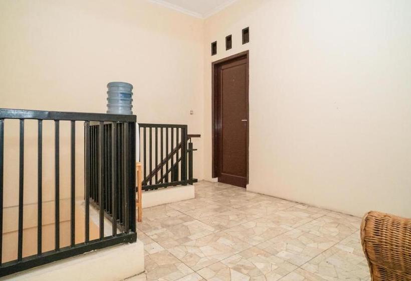 酒店 Koolkost Syariah Near Villa Nusa Indah