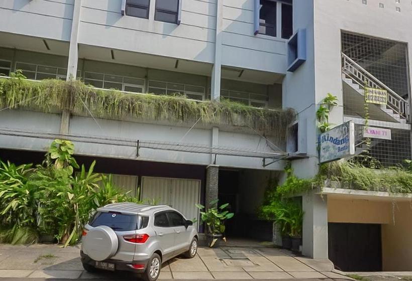 Отель Koolkost Syariah @ Jalan Jendral Ahmad Yani