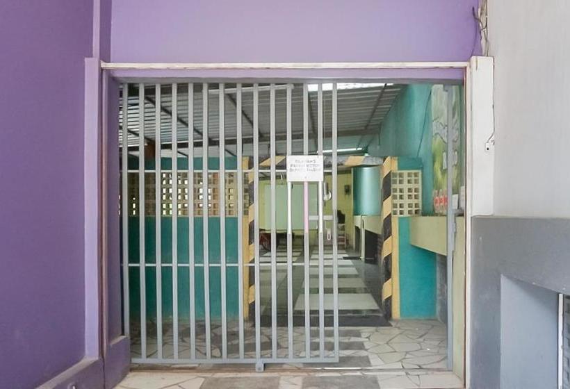 Отель Koolkost Syariah @ Jalan Jendral Ahmad Yani