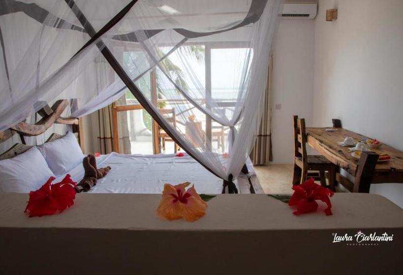 فندق Moonshine Uroa Dikoni Boutique