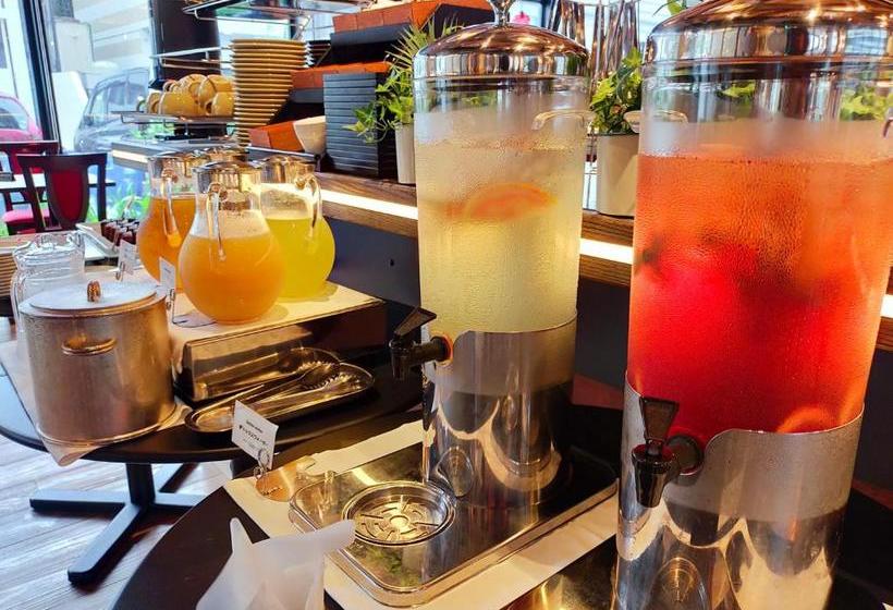 فندق Naha Crystal