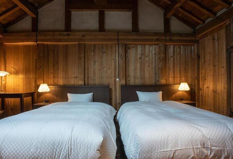 Nipponia Hotel Ozu Castle Town