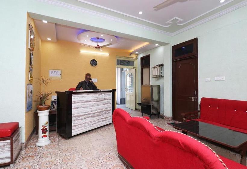 酒店 Oyo 28299 Kothiwal