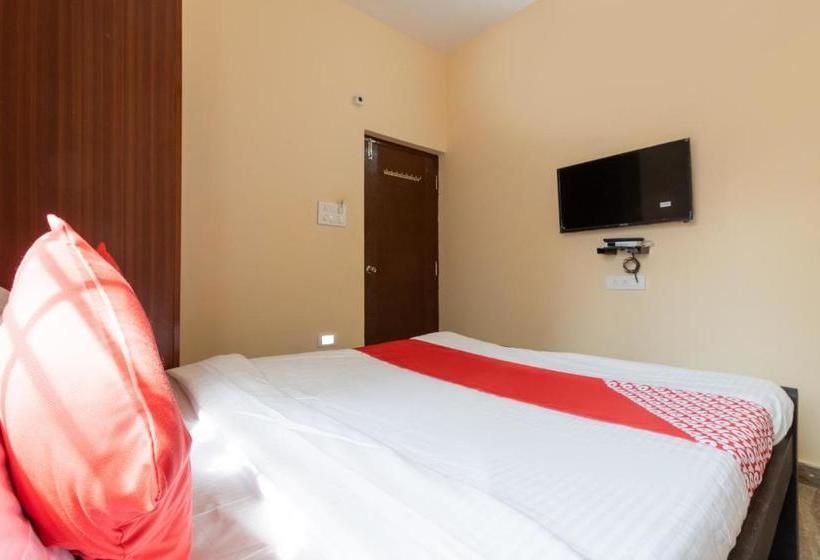 Hotel Oyo 71638 Nk Boarding And Lodging