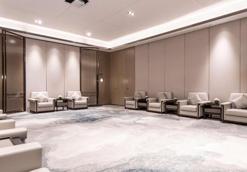 Отель Pullman Jiaxing Pinghu Excellence