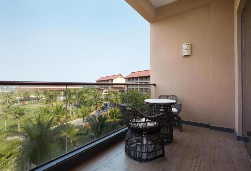 ホテル Sheraton Maoming Romantic Beach Resort