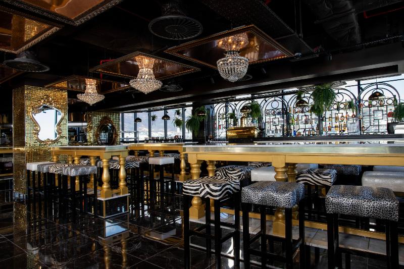 Отель Sky Cape Town