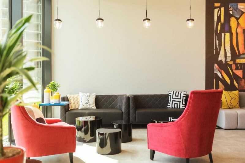 Otel Holiday Inn   The Niu, Form Stuttgart Feuerbach, An Ihg