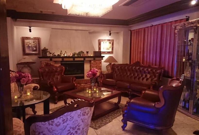 هتل Vino Adult Only