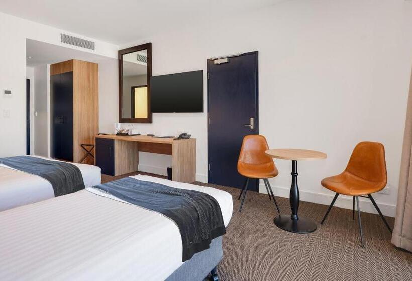 مُتل Springs Newcastle