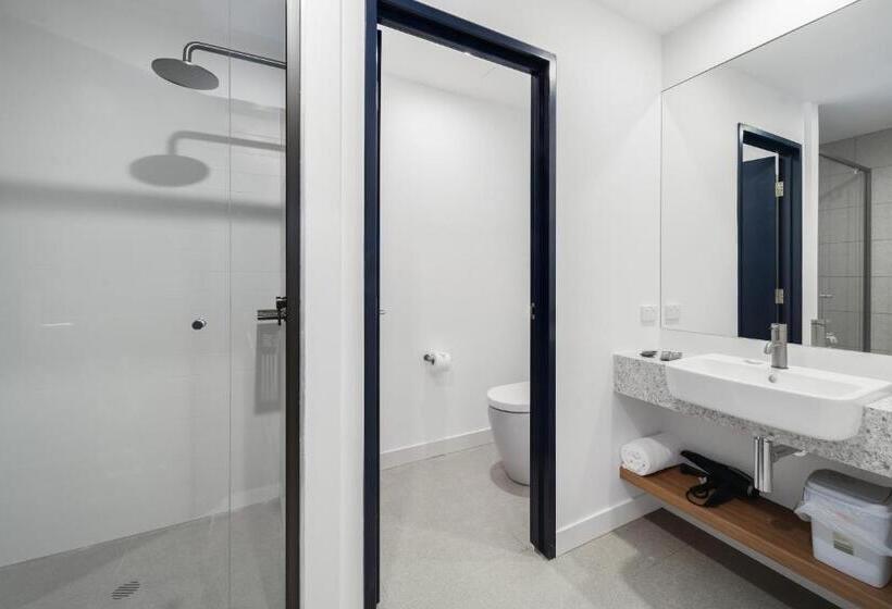 مُتل Springs Newcastle