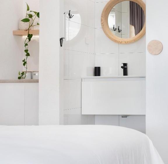 מוטל The Beach Rooms