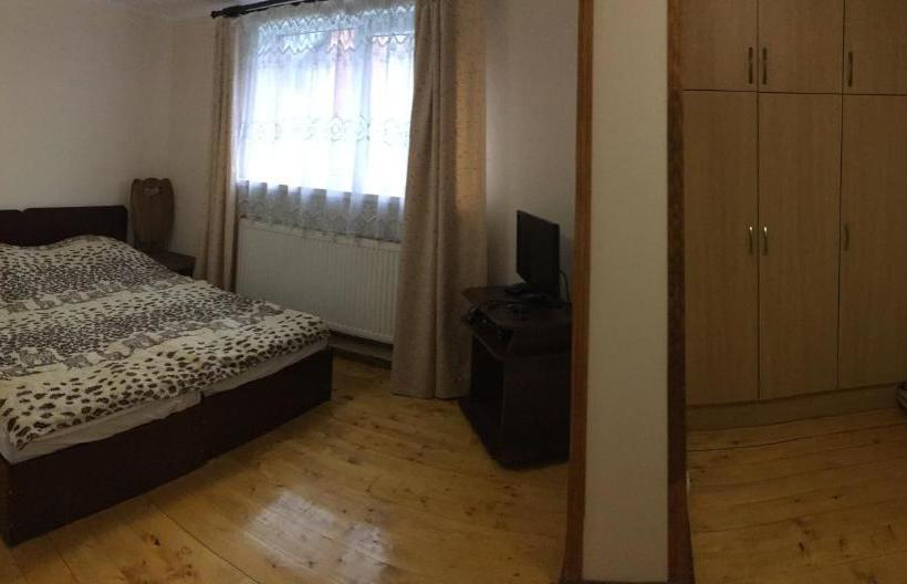 Majatalo барви карпат