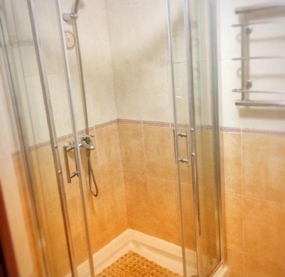 Pensió горького 93