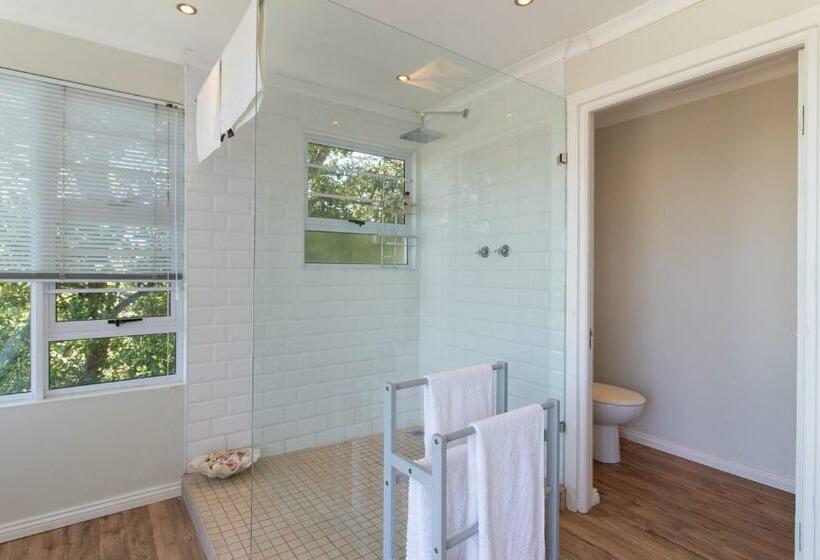 بنسيون Alfred View