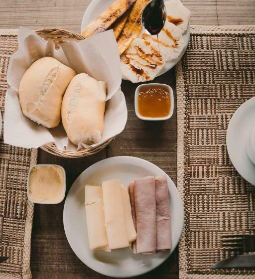 פנסיון La Tienda Pousada