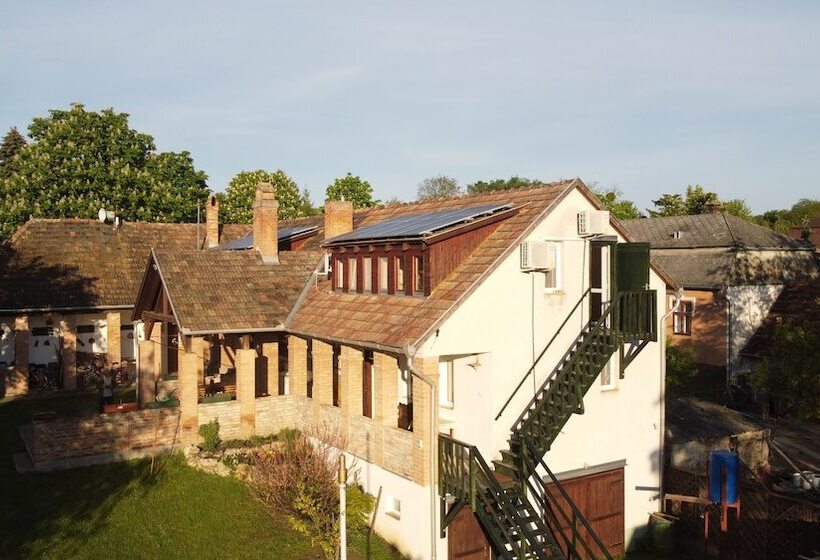 פנסיון Wine And Relax In Wineregion 1751