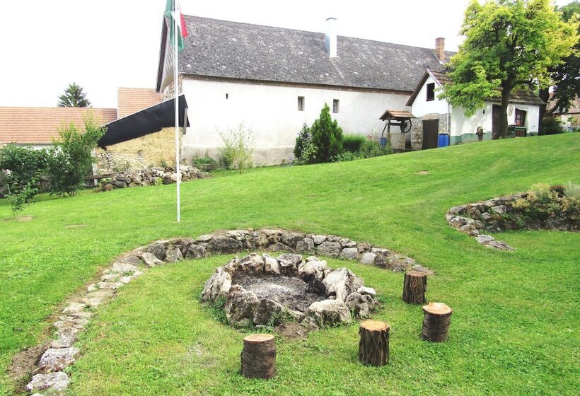 פנסיון Wine And Relax In Wineregion 1751