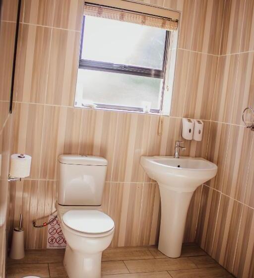 ペンション The Daughters Guest House