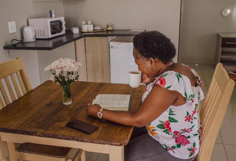 بنسيون The Daughters Guest House