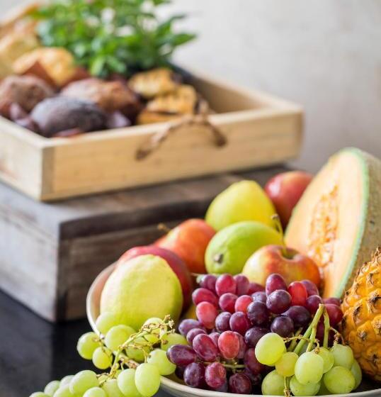 بنسيون Waves Of Grace Seafront Villa