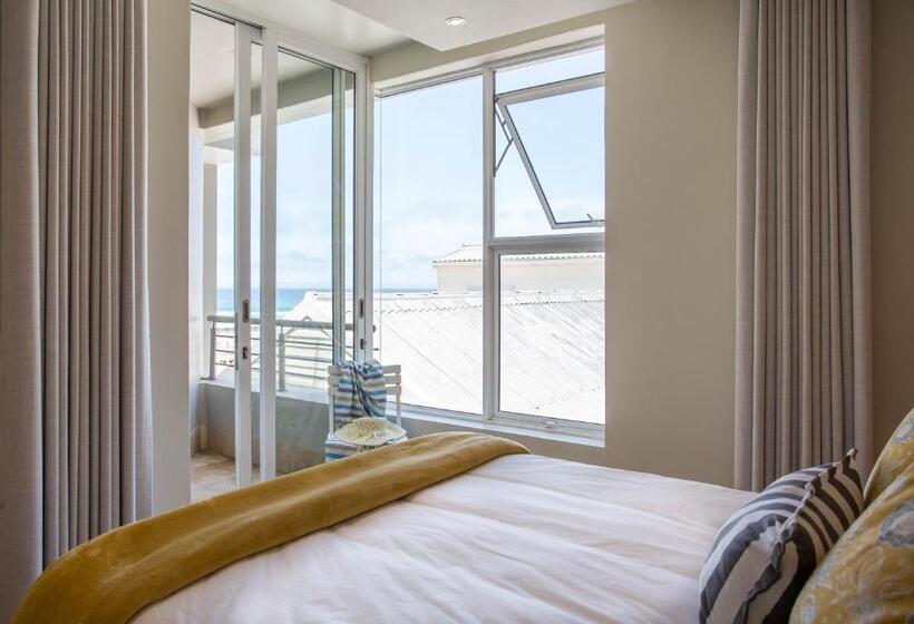 بنسيون Waves Of Grace Seafront Villa